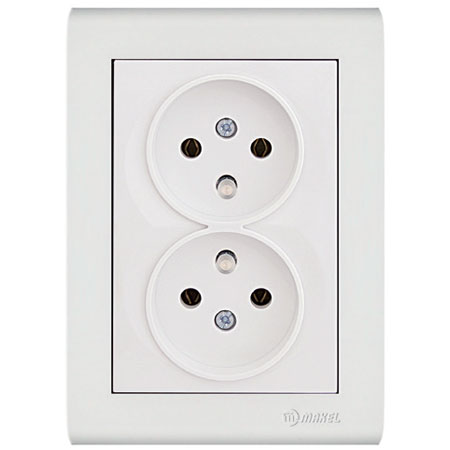 DOUBLE SOCKET OUTLET UPS